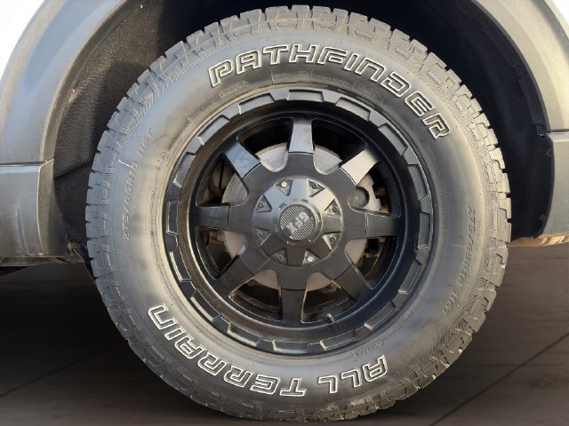 Used 2022 Ford Explorer XLT w/ Class IV Trailer Tow Package AWD/4WD image 39
