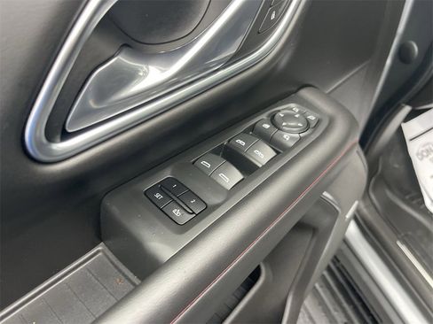 Used 2021 Chevrolet Tahoe RST w/ Luxury Package image 19