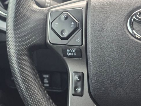 Used 2023 Toyota Tacoma TRD Off-Road image 19