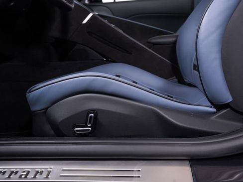 Used 2025 Ferrari Roma Spider RWD image 23