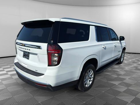 Used 2024 Chevrolet Suburban LT image 7