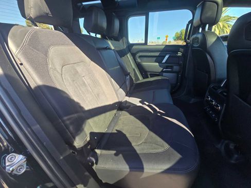 Used 2022 Land Rover Defender 110 V8 image 14