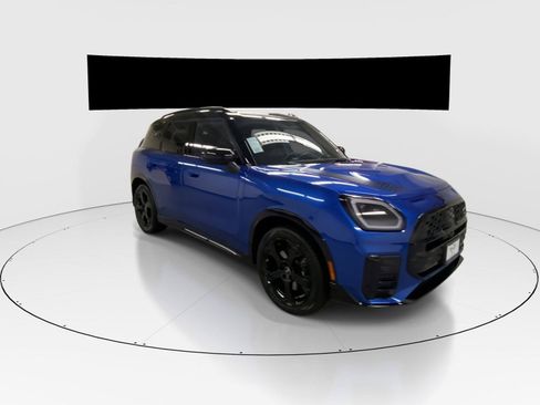 Used 2026 MINI Cooper Countryman S w/ Comfort Package Max AWD/4WD image 2