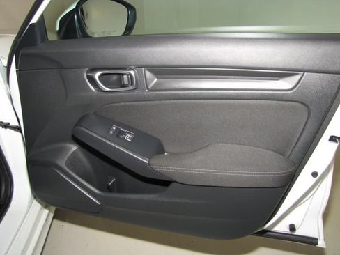 Certified 2025 Honda Civic LX image 19