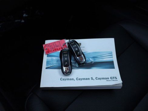 Used 2015 Porsche Cayman image 34