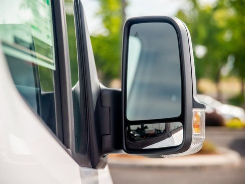 Used 2024 Mercedes-Benz Sprinter 3500 image 16