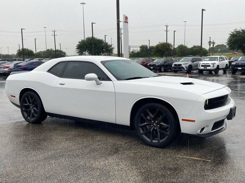 Used 2021 Dodge Challenger SXT w/ Blacktop Package RWD image 3