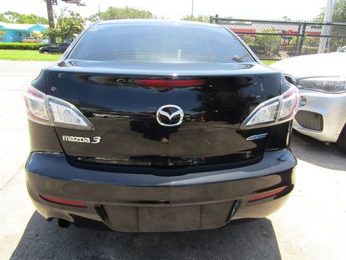 Used 2012 MAZDA MAZDA3 i Touring FWD image 3