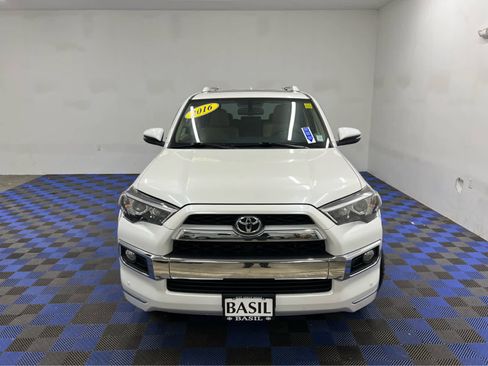 Used 2016 Toyota 4Runner Limited image 9
