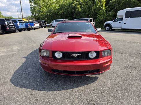 Used 2008 Ford Mustang GT RWD image 9