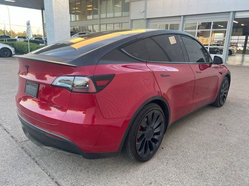 Used 2023 Tesla Model Y Performance AWD/4WD image 4