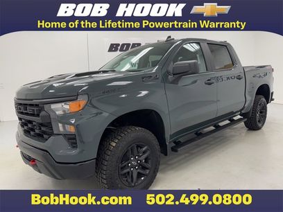 New 2026 Chevrolet Silverado 1500 Custom Trail Boss w/ LPO, Dark Essentials Package