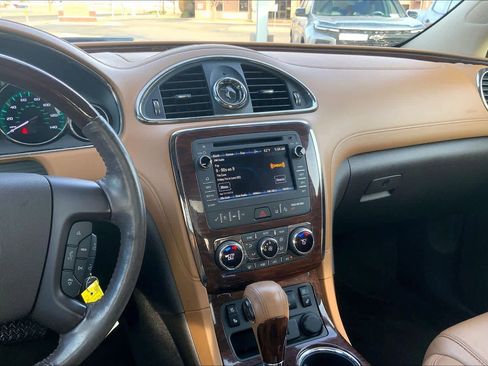 Used 2016 Buick Enclave Premium image 7