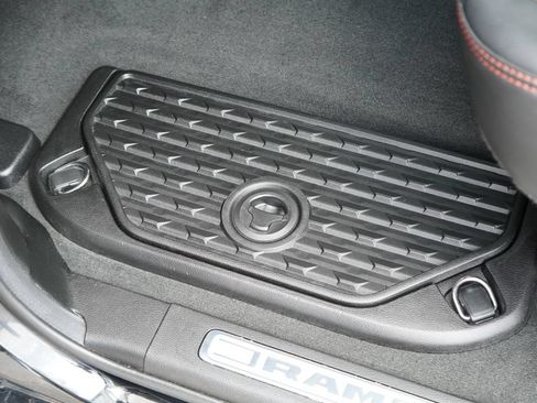 Used 2022 RAM 1500 Big Horn w/ Built-to-serve Edition AWD/4WD image 33