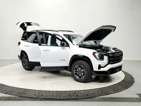 New 2026 GMC Terrain AT4 AWD/4WD image 9
