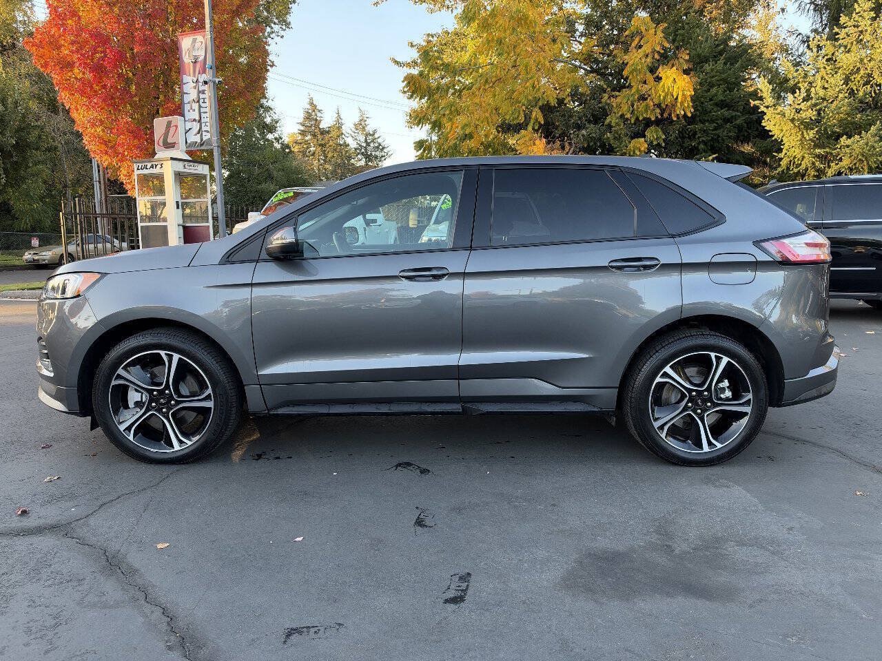 Used 2022 Ford Edge ST AWD/4WD image 2