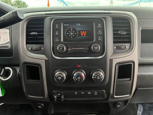 Used 2018 RAM 3500 Tradesman w/ Chrome Appearance Group image 20