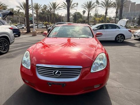 Used 2005 Lexus SC 430 Convertible RWD image 2