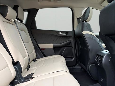 Used 2020 Ford Escape SEL image 10