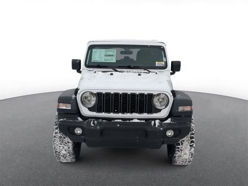 Used 2026 Jeep Wrangler Sport image 3