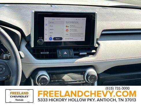 Used 2023 Toyota RAV4 XLE Premium image 18