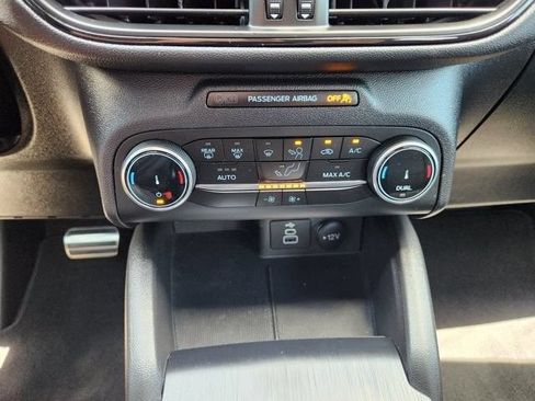Used 2024 Ford Escape ST-Line FWD image 18