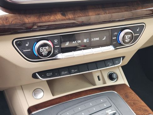 Used 2019 Audi Q5 2.0T Premium image 12