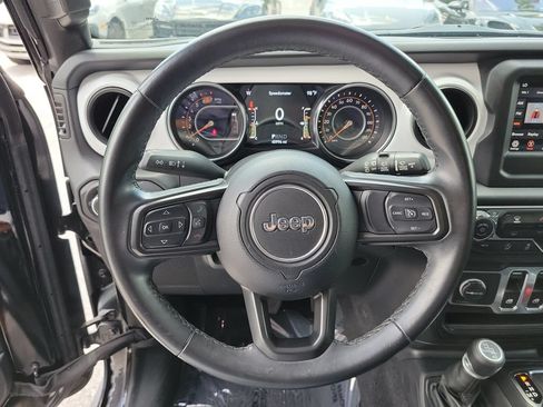 Used 2021 Jeep Wrangler Sport AWD/4WD image 33