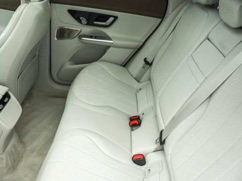 Certified 2023 Mercedes-Benz EQE 350+ 4MATIC SUV image 21