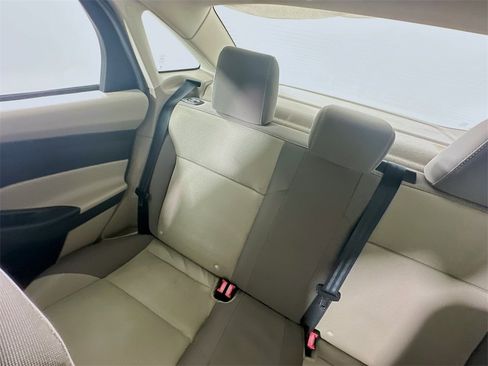 Used 2014 Ford Focus SE image 12