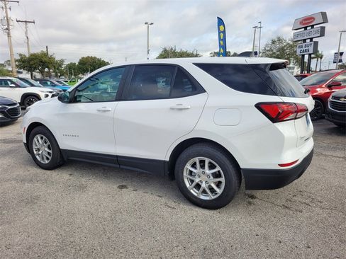 Used 2024 Chevrolet Equinox LS w/ LS Convenience Package image 11