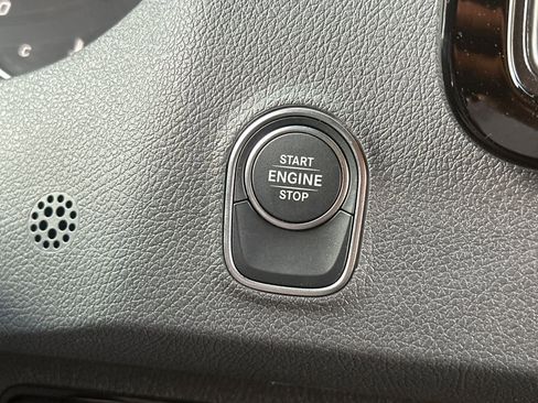 New 2025 Mercedes-Benz Sprinter 2500 image 18