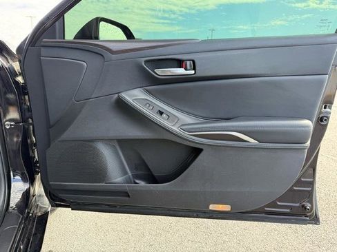 Used 2019 Toyota Avalon XLE w/ Preferred Accessory Package image 34