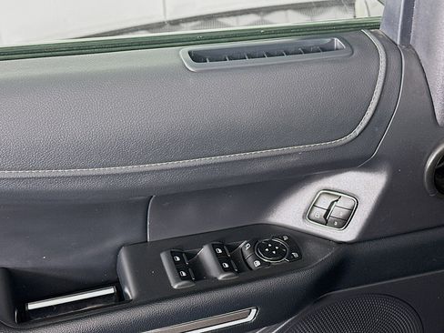 Used 2024 Ford Expedition Max XLT image 15