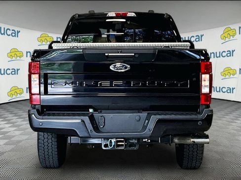 Used 2022 Ford F250 Lariat w/ Lariat Ultimate Package AWD/4WD image 5