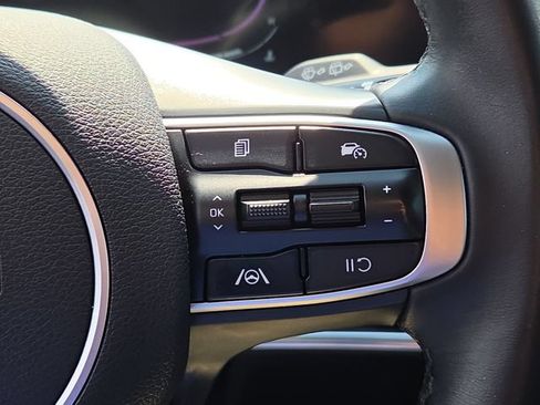 Used 2025 Kia Sportage EX FWD image 26