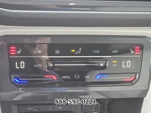 Certified 2022 Volkswagen Tiguan SE AWD/4WD image 23