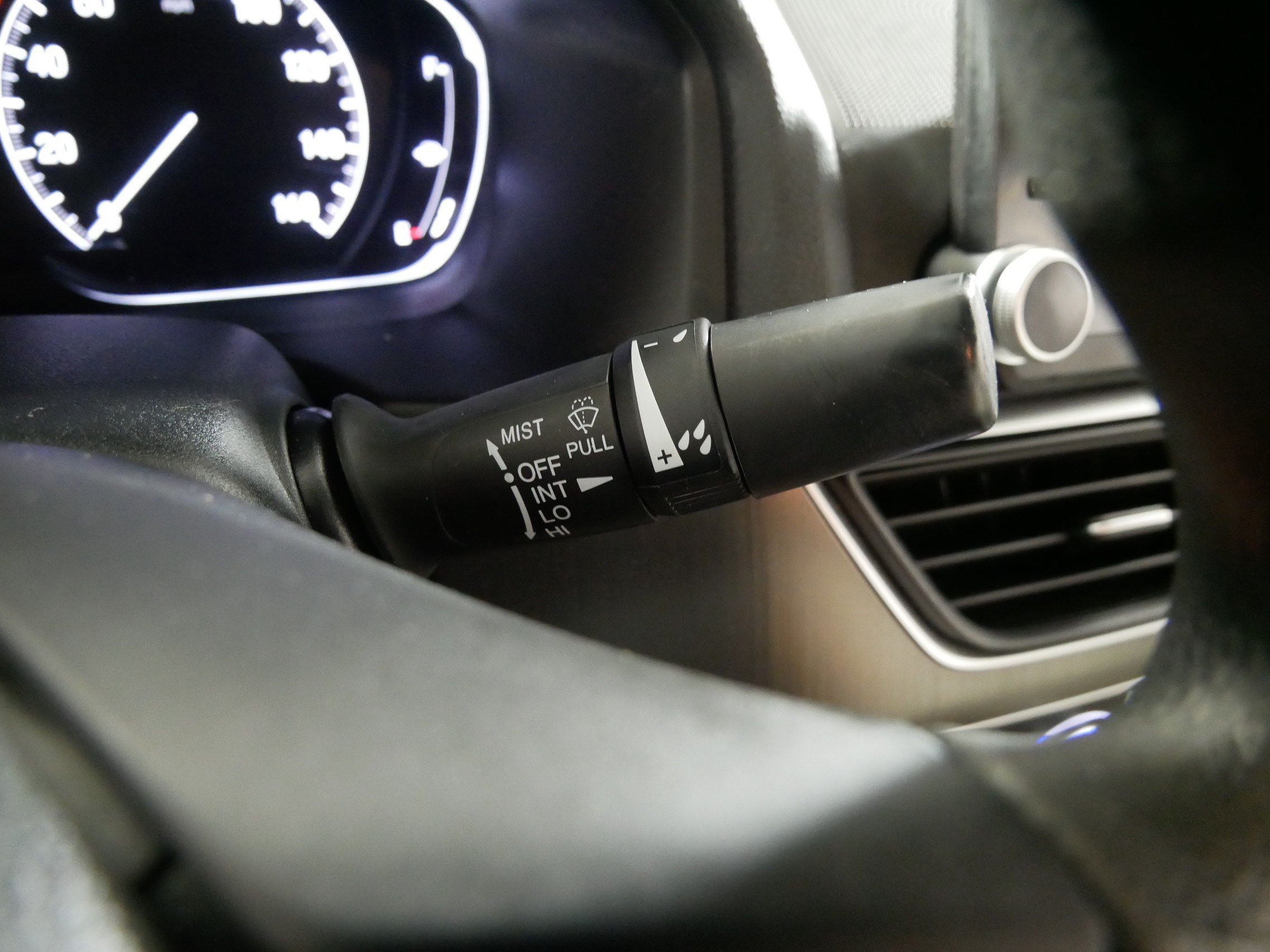 Used 2018 Honda Accord LX image 31