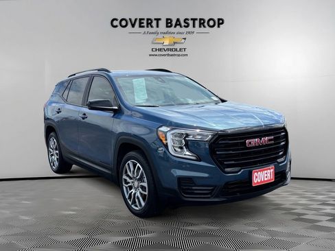 Certified 2024 GMC Terrain SLE w/ Elevation Edition FWD image 7