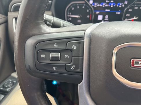 Used 2021 GMC Yukon XL SLT w/ SLT Premium Package AWD/4WD image 15