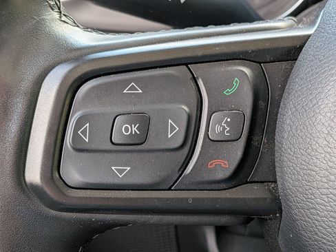 Certified 2022 Jeep Gladiator Willys image 20