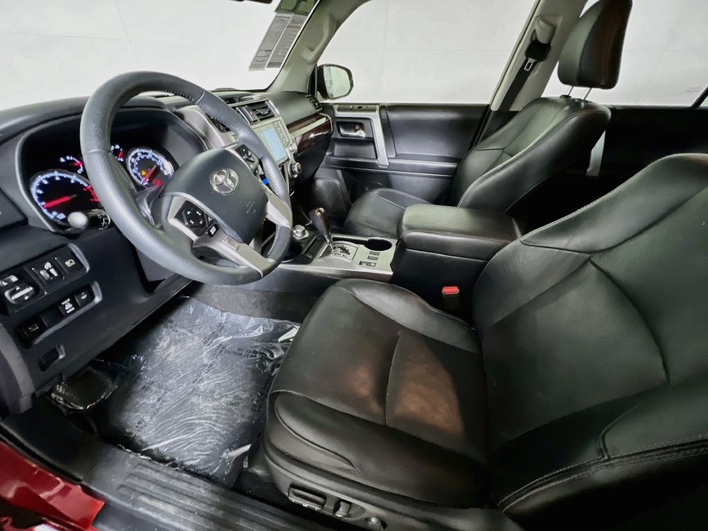 Used 2022 Toyota 4Runner Limited AWD/4WD image 12