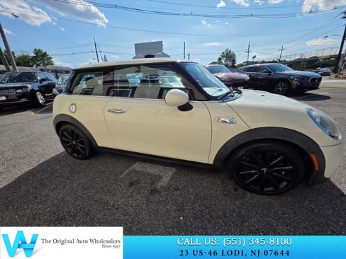 Used 2016 MINI Cooper S FWD image 9