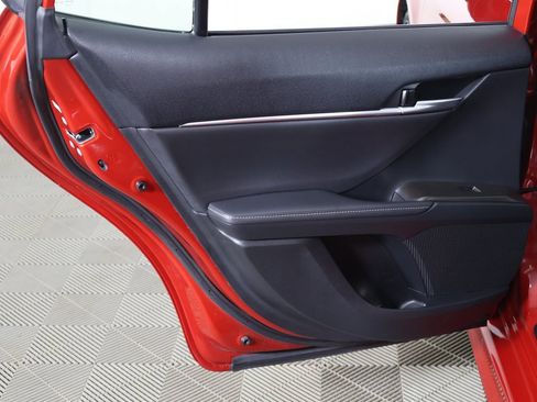 Used 2024 Toyota Camry XSE w/ Navigation Package image 28