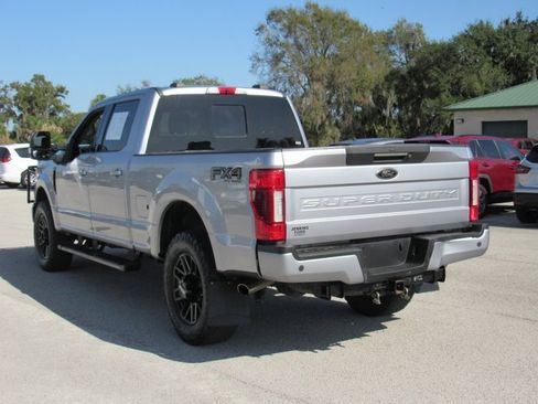 Used 2020 Ford F250 Lariat image 6