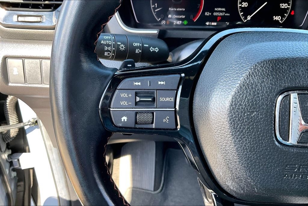 Certified 2025 Honda Pilot Sport image 11