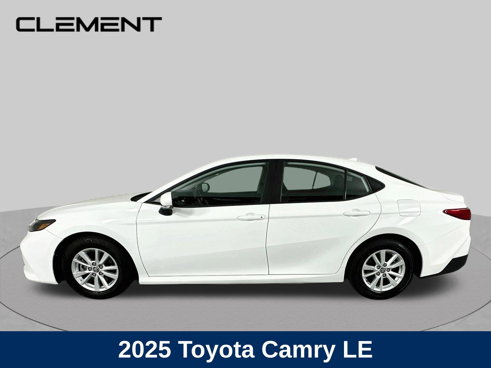 Used 2025 Toyota Camry LE FWD image 4