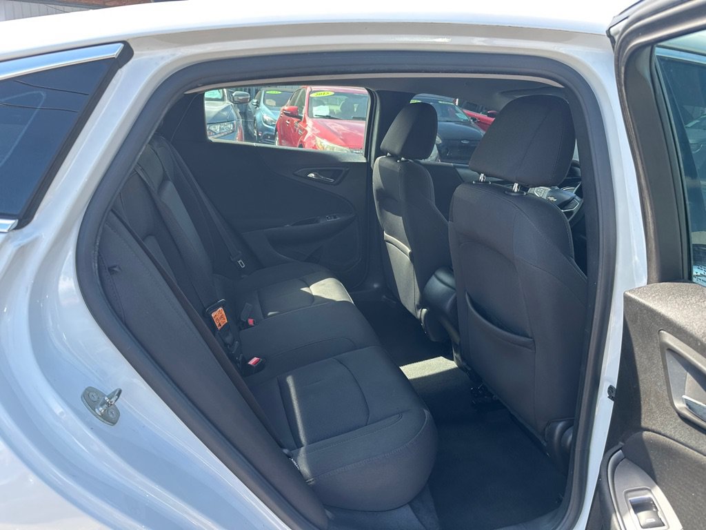 Used 2018 Chevrolet Malibu LS FWD image 14