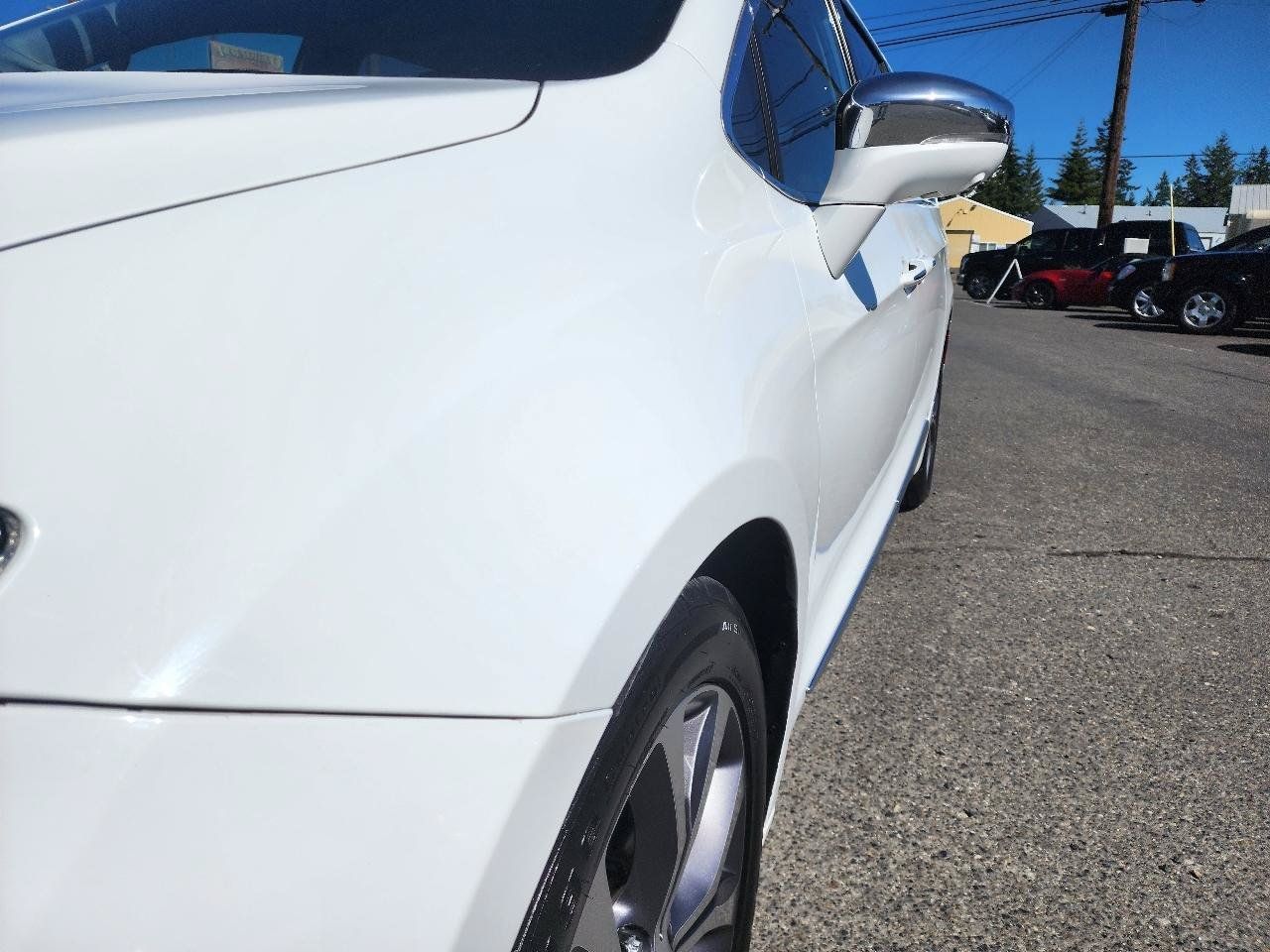 Used 2018 Chrysler Pacifica Limited w/ Advanced Safetytec Group FWD image 37