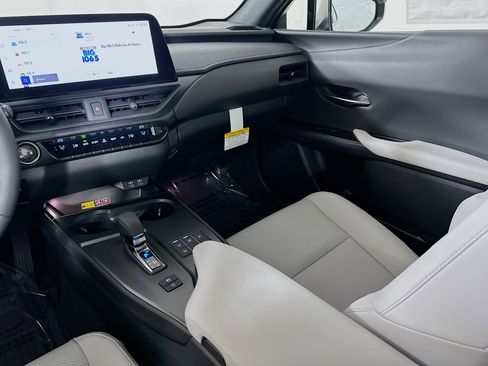 New 2026 Lexus UX 300h AWD w/ Accessory Package (2T) image 22